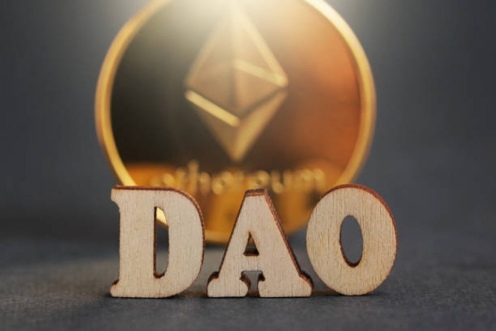 DAO