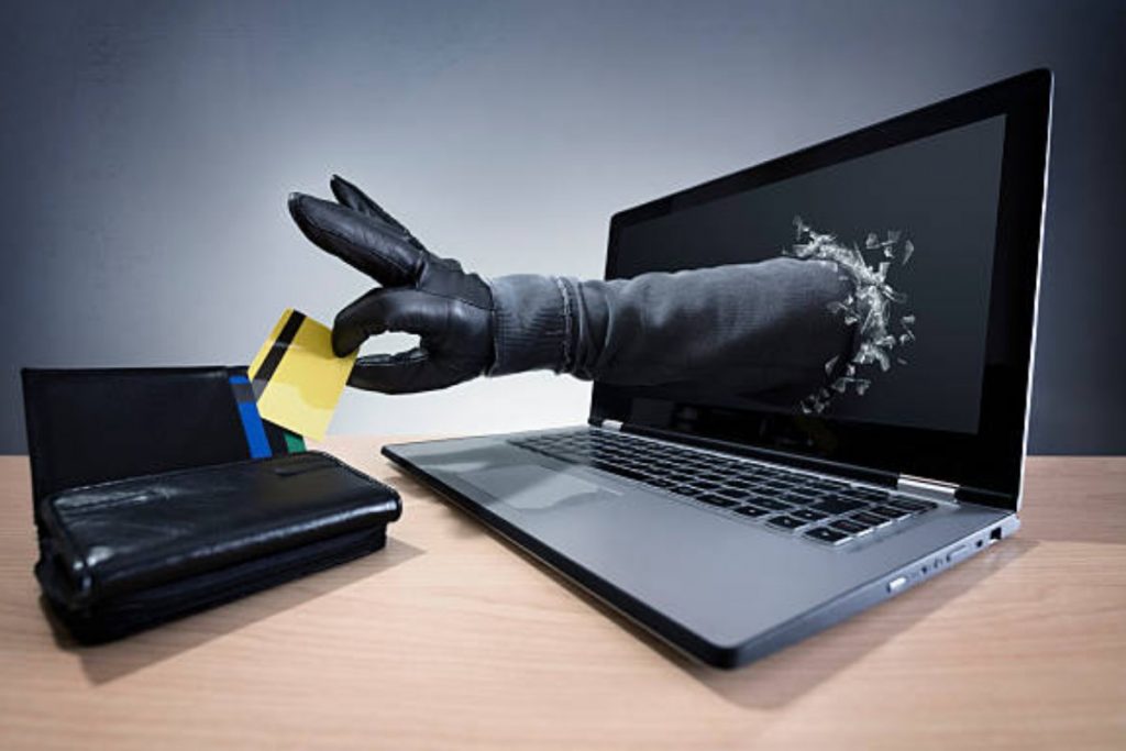 https://www.globalmarketingguide.com/how-to-spot-and-protect-yourself-from-credit-card-scams/