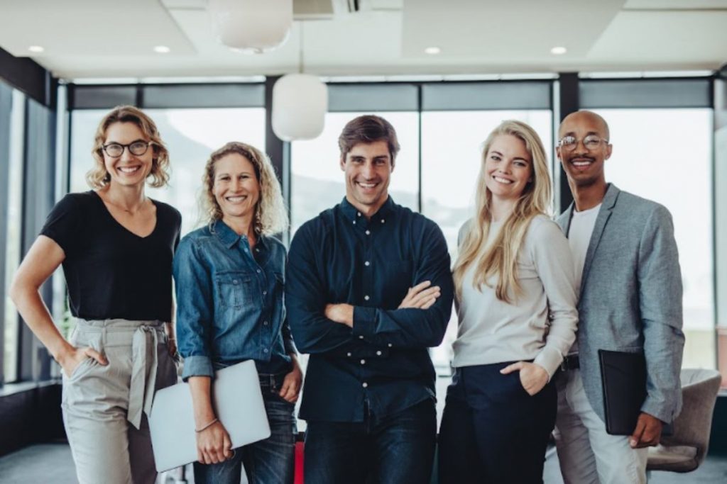 https://www.globalmarketingguide.com/5-tips-to-foster-better-relationships-within-your-team-members/