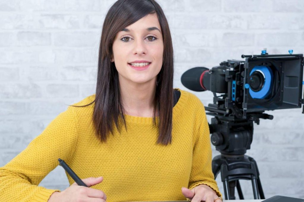 YouTubers & Bloggers Tax Tips: S-Corp Strategies YouTubers and Bloggers Tax Tips Regarding S-Corps for Internet Content Creators