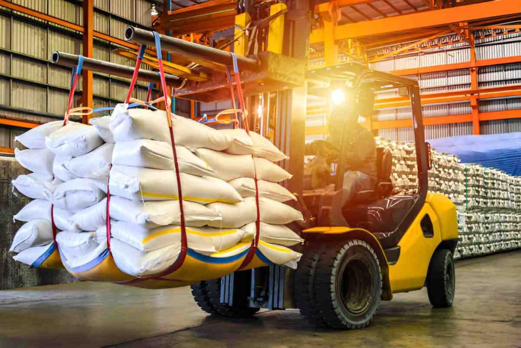 10 Best Practices for Material Handling Safety in Your Warehouse Material Handling